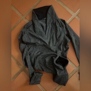 lululemon athletica Gray pull over